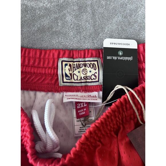 Mitchell & Ness Mens XXL Vancouver Grizzlies Memphis Fadeaway Swingman Shorts - Picture 5 of 9